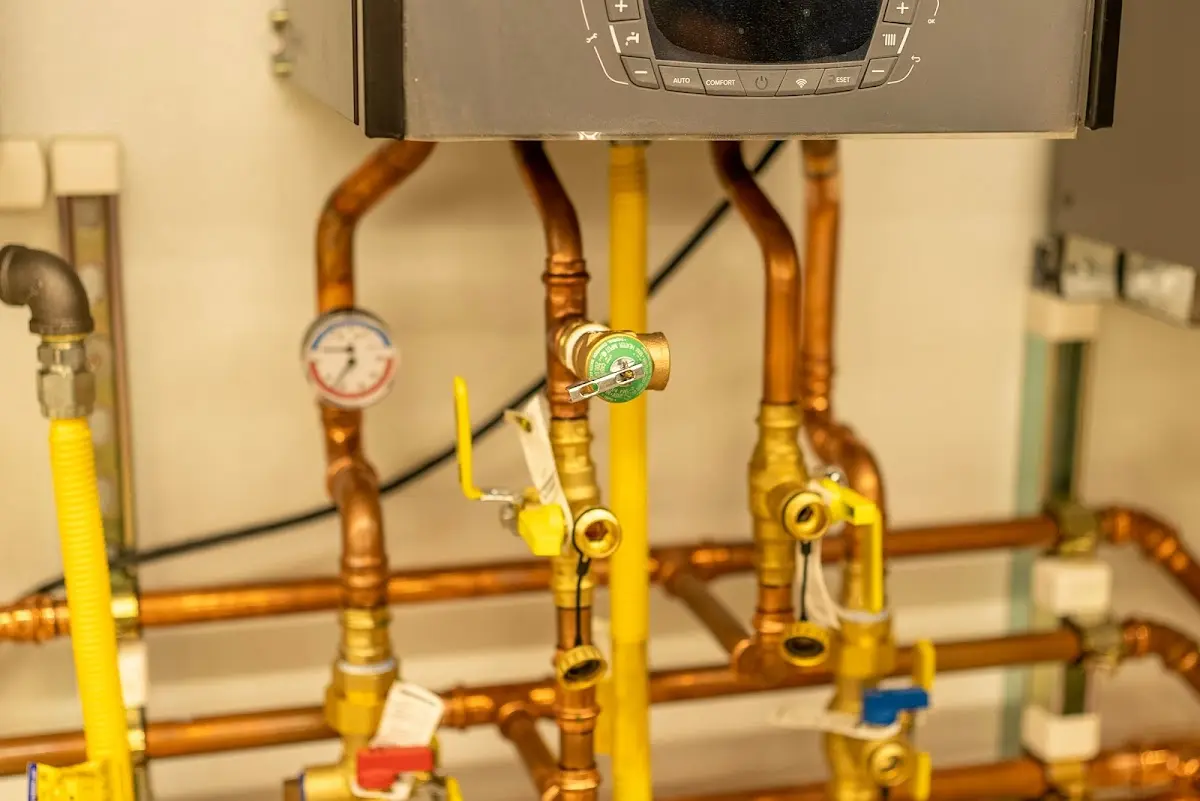 Licensed technician providing Emergency Plumbing for a homeowner in Fort Payne